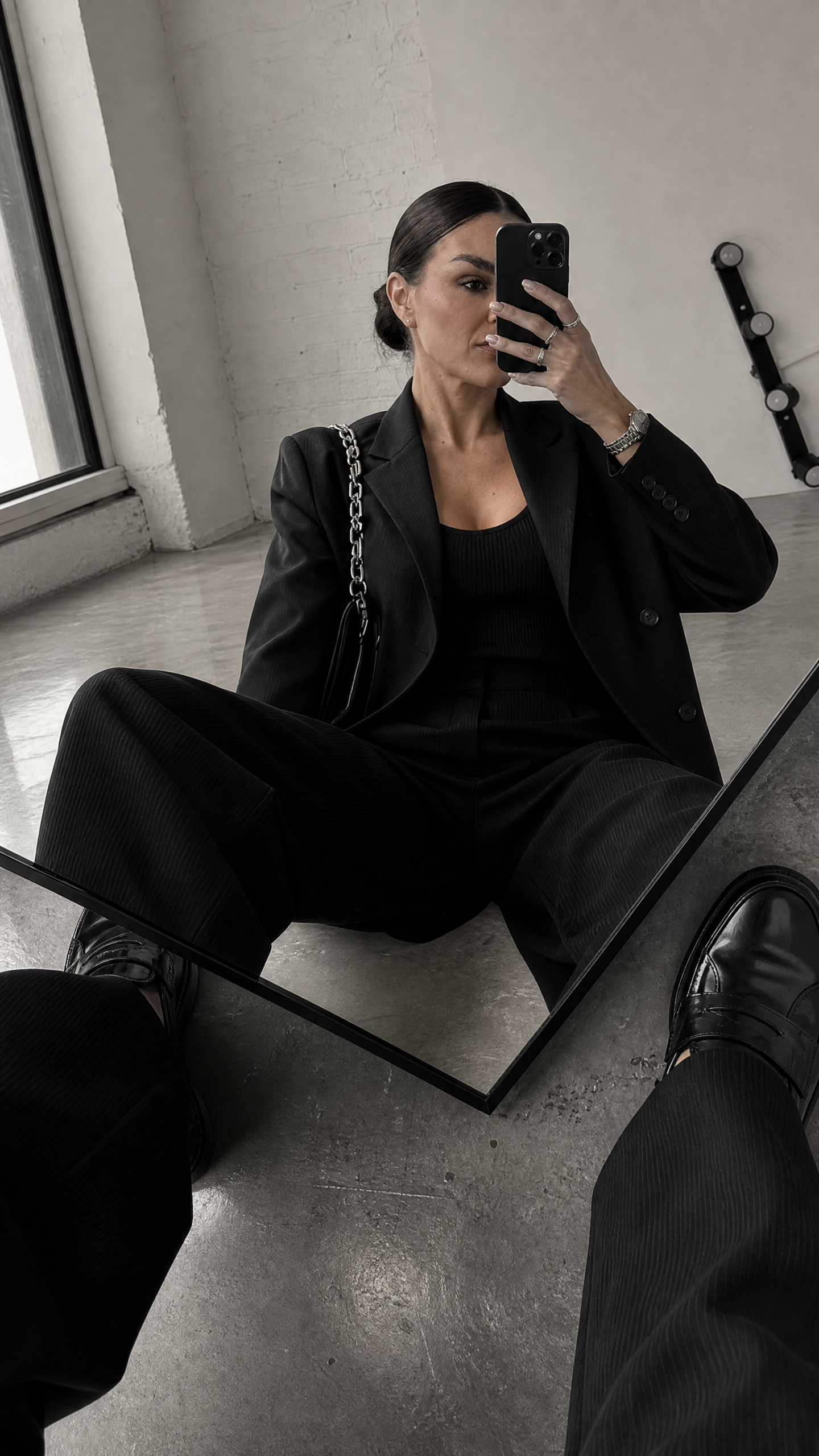 Mirror Photodump · Concrete Floor example